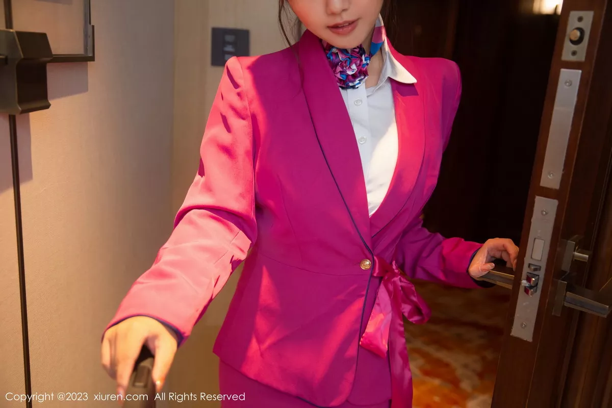 [XiuRen秀人网]第6318期张思允写真  第2张-《94零社区》