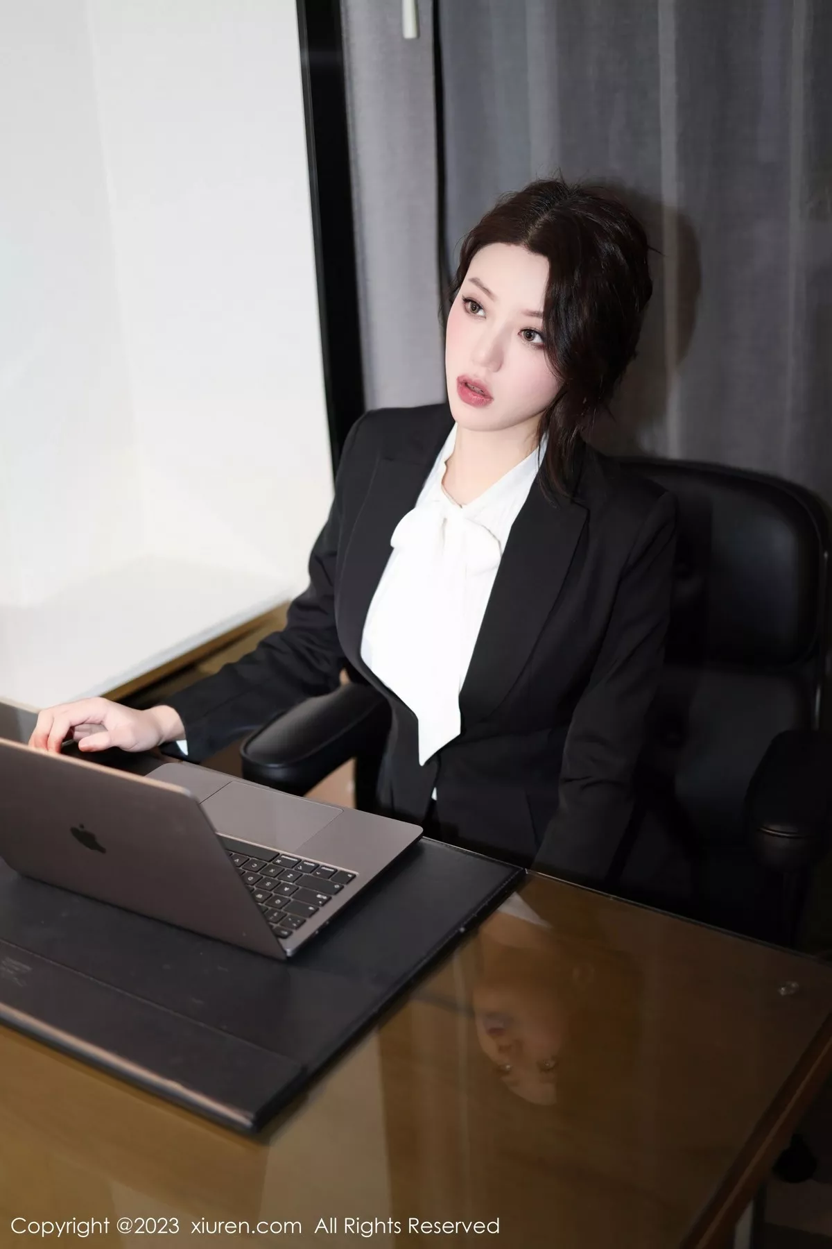 [XiuRen秀人网]第6342期米娜写真  第1张-《94零社区》