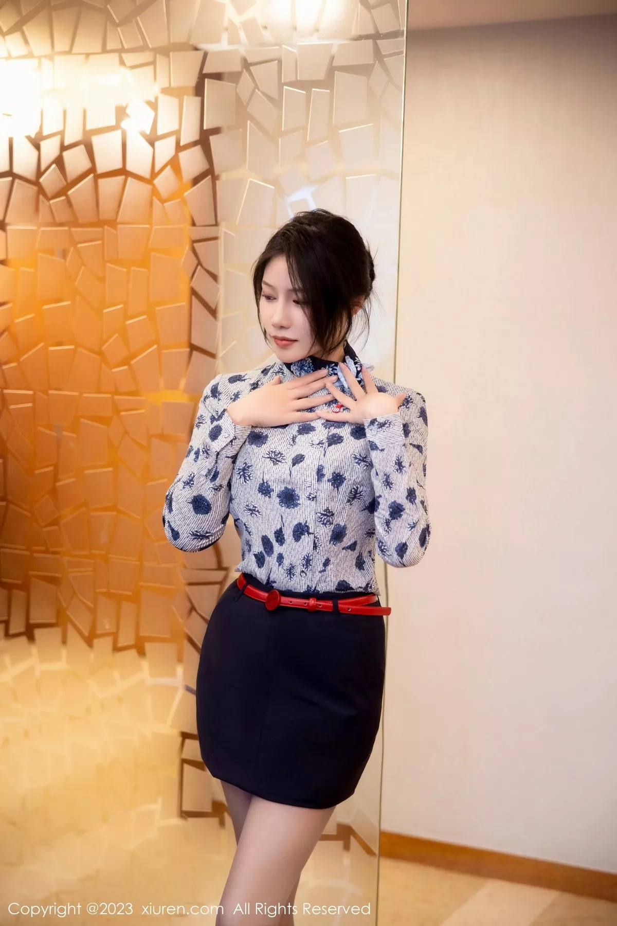 [XiuRen秀人网]第6338期王楚璇写真  第3张-《94零社区》