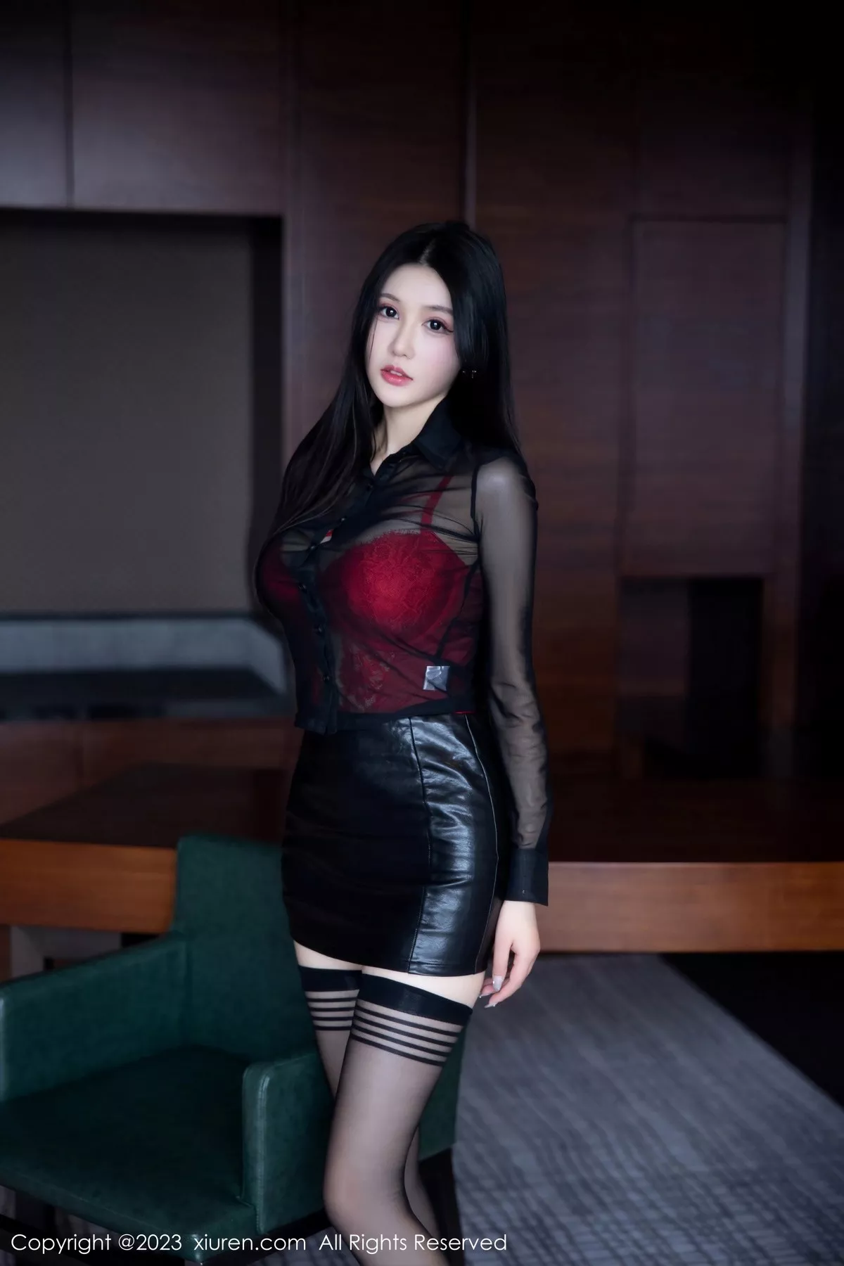 [XiuRen秀人网]第6332期桐桐写真  第2张-《94零社区》