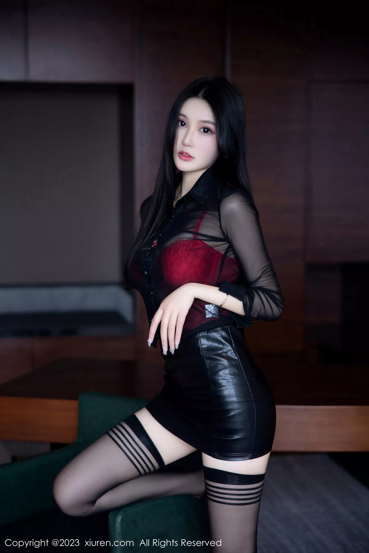 [XiuRen秀人网]第6332期桐桐写真  第4张-《94零社区》