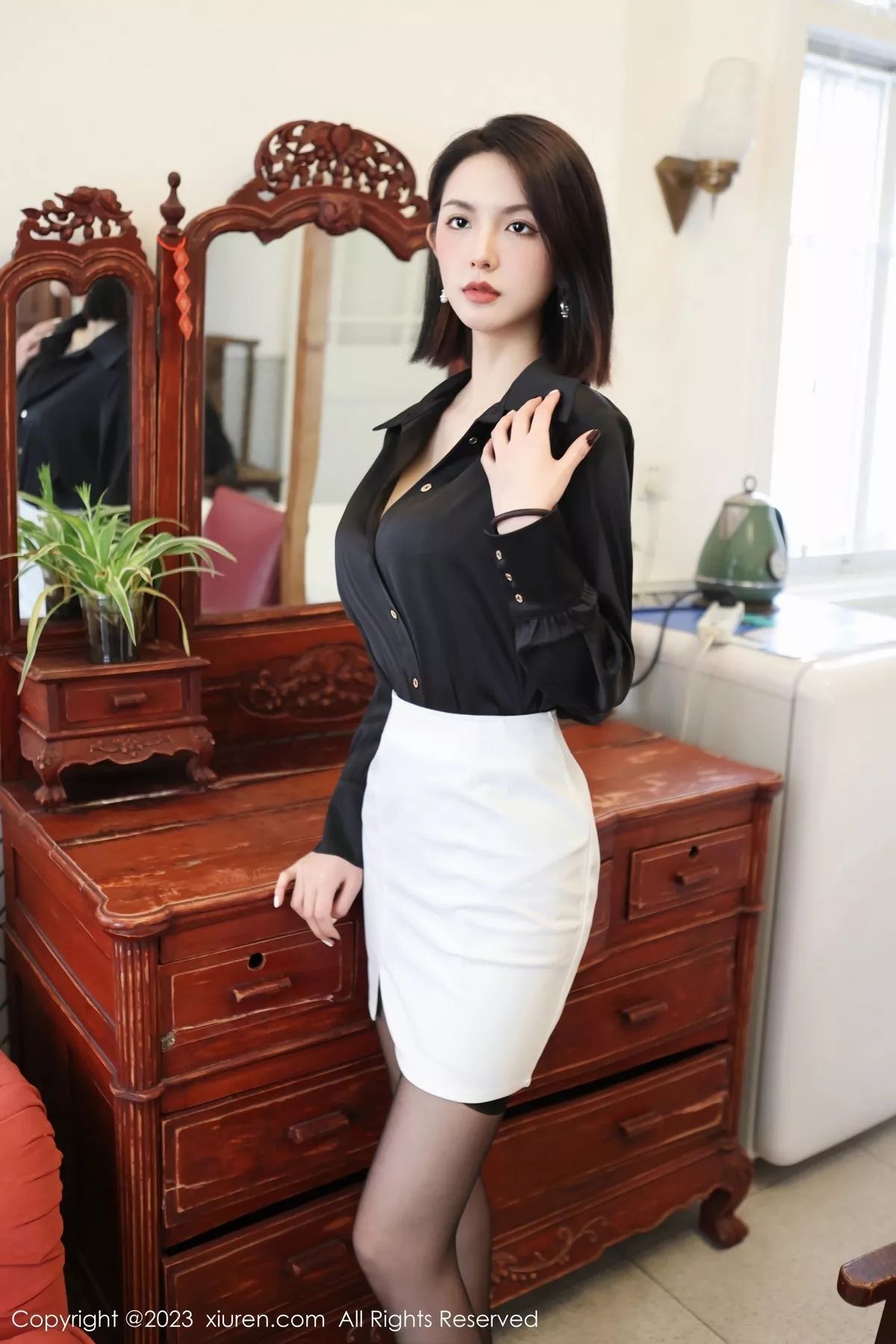 [XiuRen秀人网]第6356期乔一一写真  第6张-《94零社区》