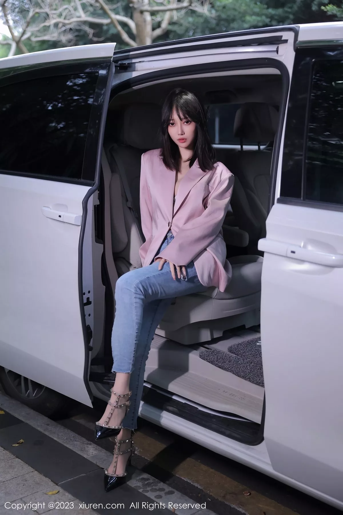 [XiuRen秀人网]第6355期玥儿玥写真  第9张-《94零社区》