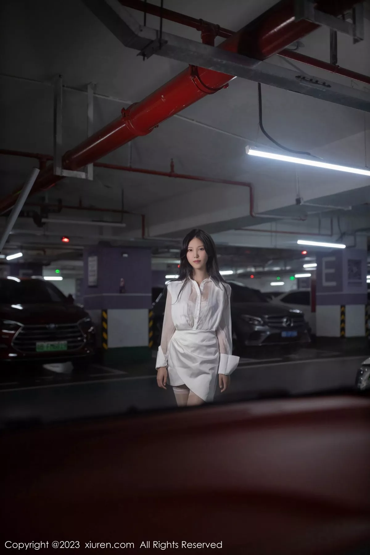[XiuRen秀人网]第6382期利世写真  第1张-《94零社区》