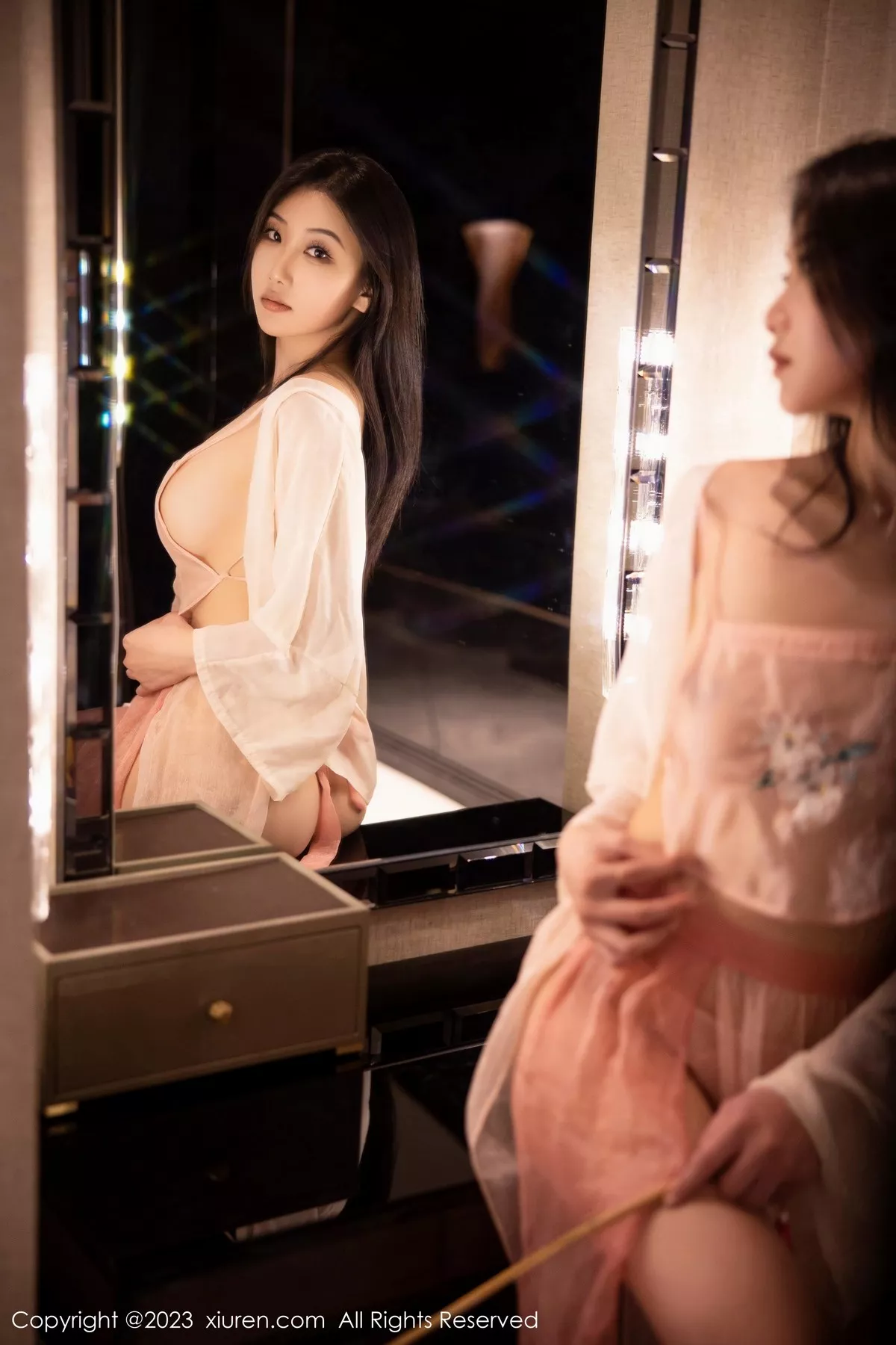 [XiuRen秀人网]第6369期李佳芮写真  第5张-《94零社区》