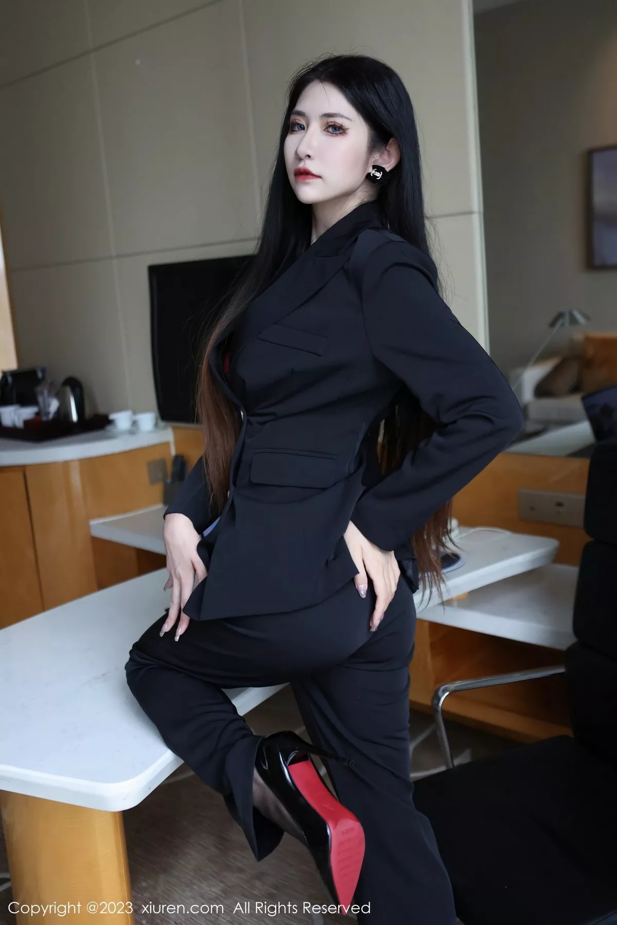 [XiuRen秀人网]第6402期依娜写真  第15张-《94零社区》