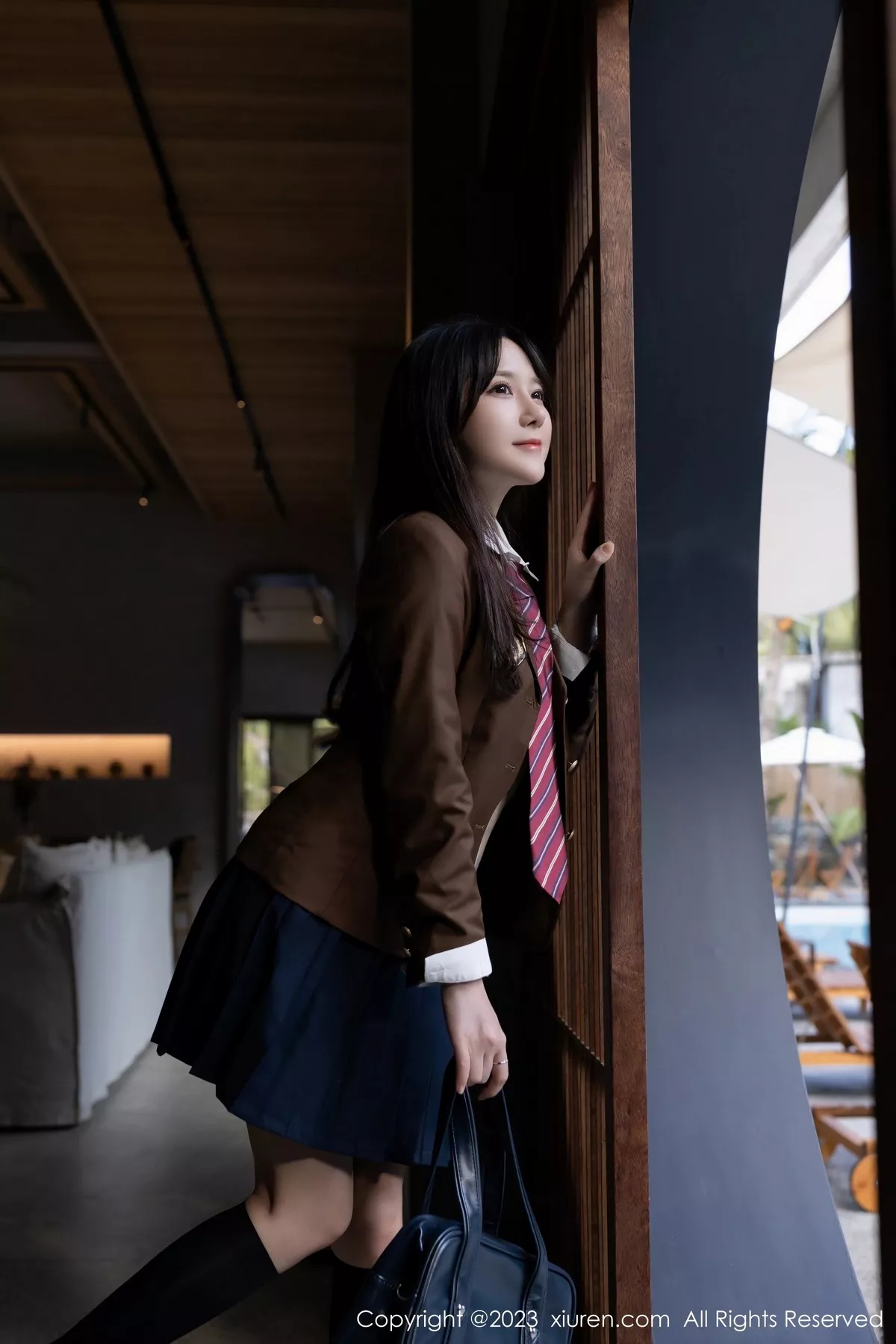 [XiuRen秀人网]第6400期鱼子酱写真  第2张-《94零社区》