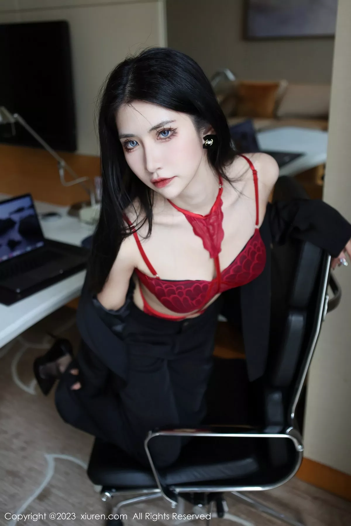 [XiuRen秀人网]第6402期依娜写真  第29张-《94零社区》