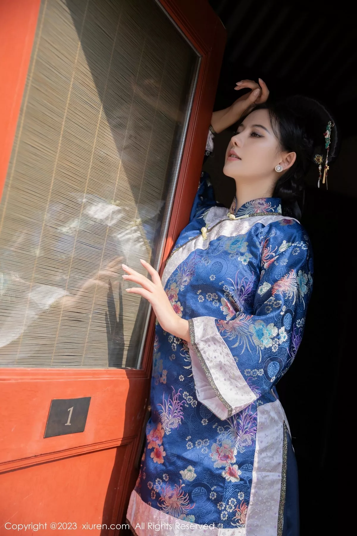 [XiuRen秀人网]第6398期就是阿朱啊写真  第11张-《94零社区》