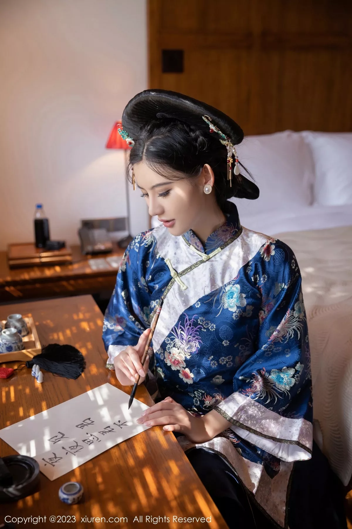[XiuRen秀人网]第6398期就是阿朱啊写真  第13张-《94零社区》