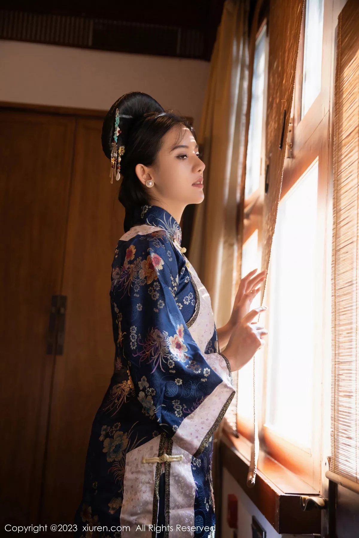 [XiuRen秀人网]第6398期就是阿朱啊写真  第16张-《94零社区》