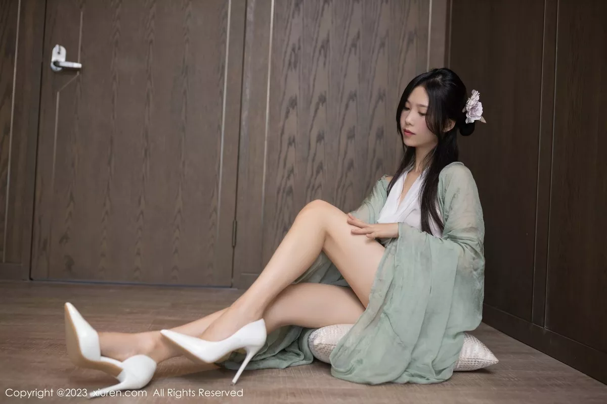 [XiuRen秀人网]第6420期利世写真  第1张-《94零社区》