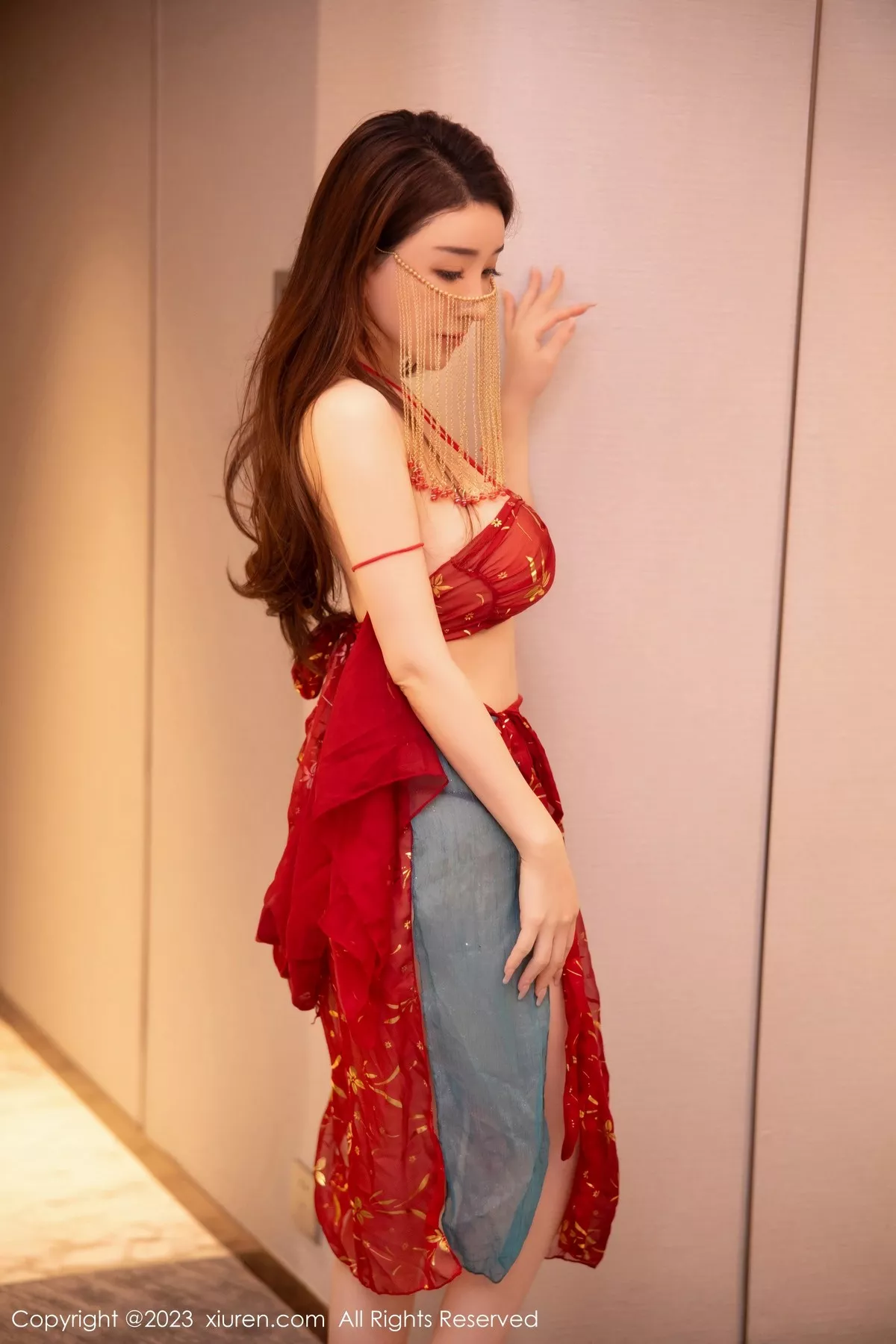 [XiuRen秀人网]第6412期雨儿写真  第5张-《94零社区》