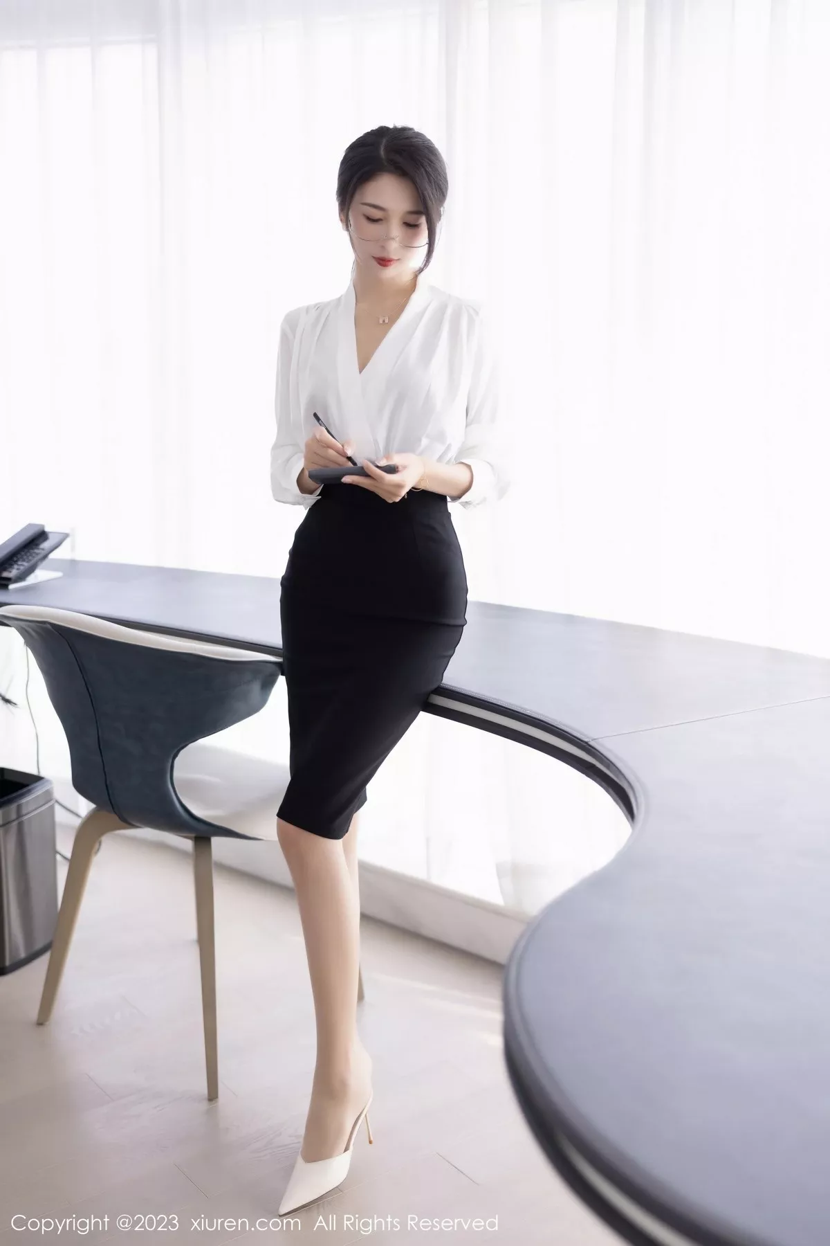 [XiuRen秀人网]第6439期林乐一写真  第12张-《94零社区》