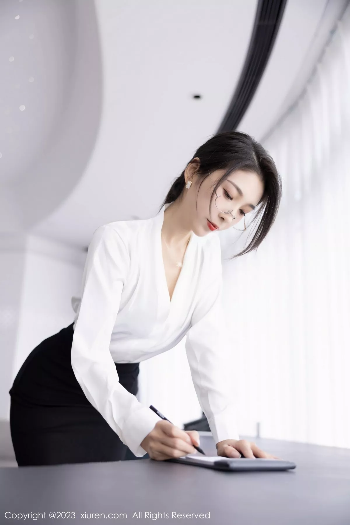 [XiuRen秀人网]第6439期林乐一写真  第15张-《94零社区》