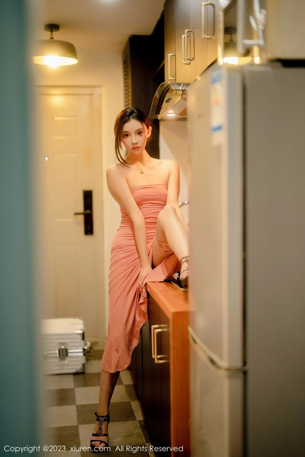 [XiuRen秀人网]第6437期加朵写真  第24张-《94零社区》