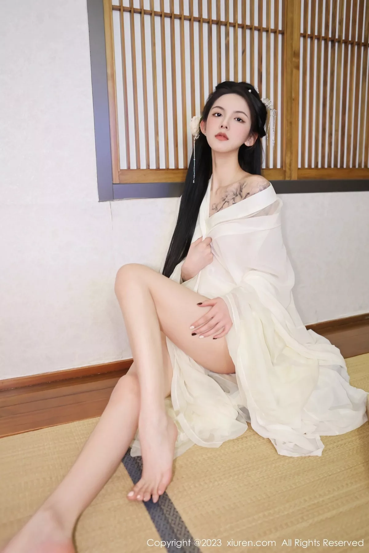 [XiuRen秀人网]第6430期乔一一写真  第4张-《94零社区》