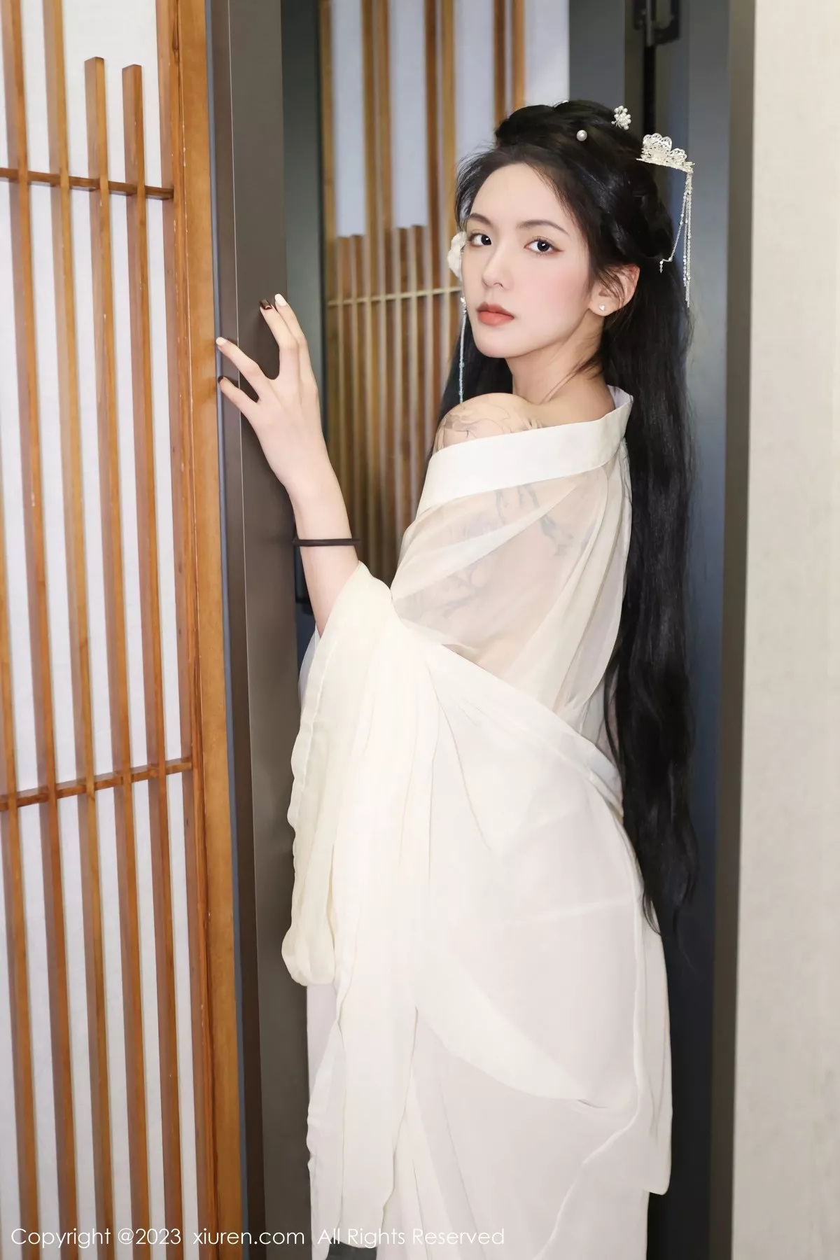 [XiuRen秀人网]第6430期乔一一写真  第12张-《94零社区》