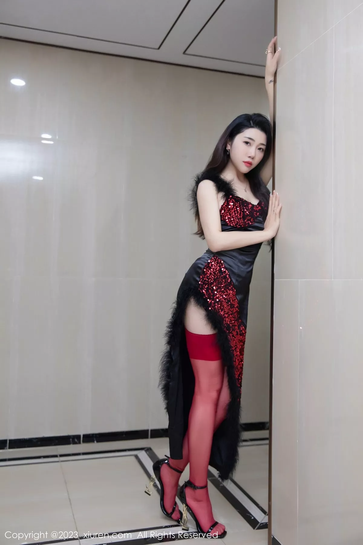 [XiuRen秀人网]第6587期严利娅写真  第8张-《94零社区》
