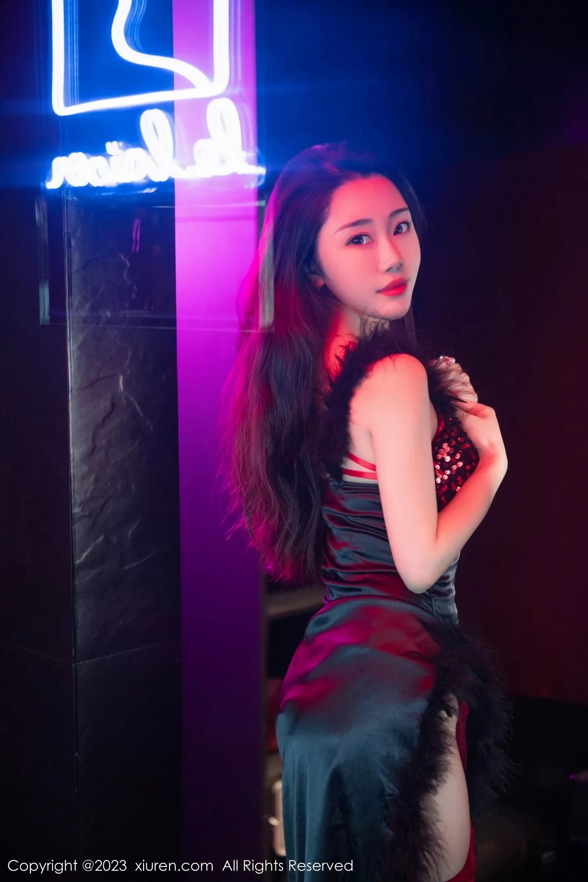 [XiuRen秀人网]第6587期严利娅写真  第19张-《94零社区》