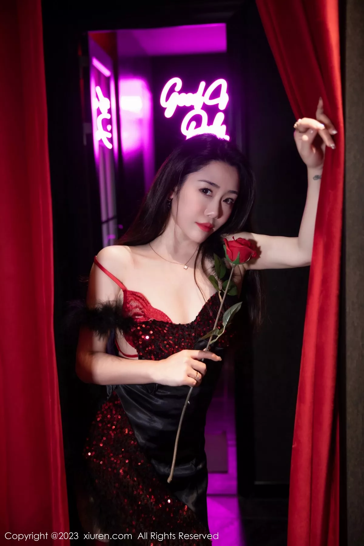 [XiuRen秀人网]第6587期严利娅写真  第21张-《94零社区》