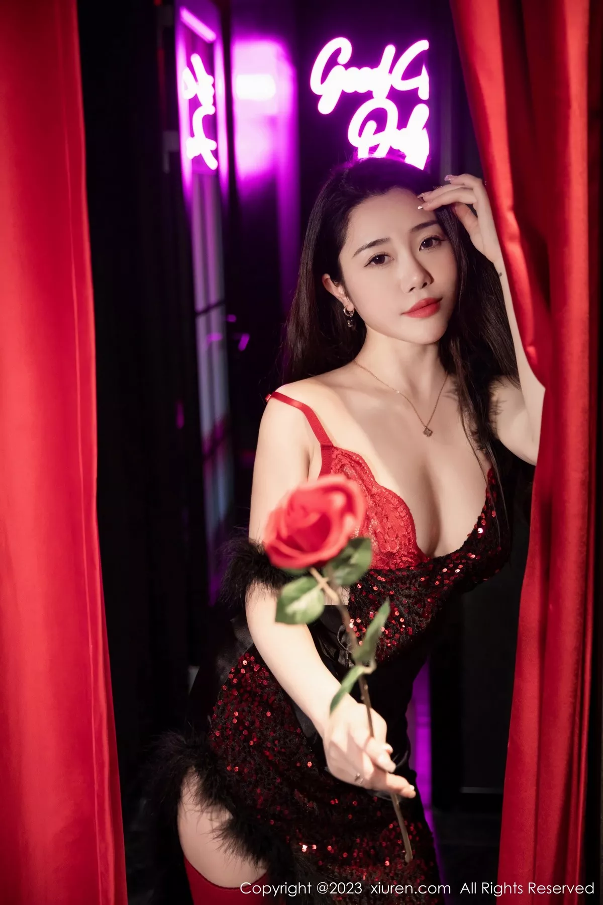 [XiuRen秀人网]第6587期严利娅写真  第22张-《94零社区》