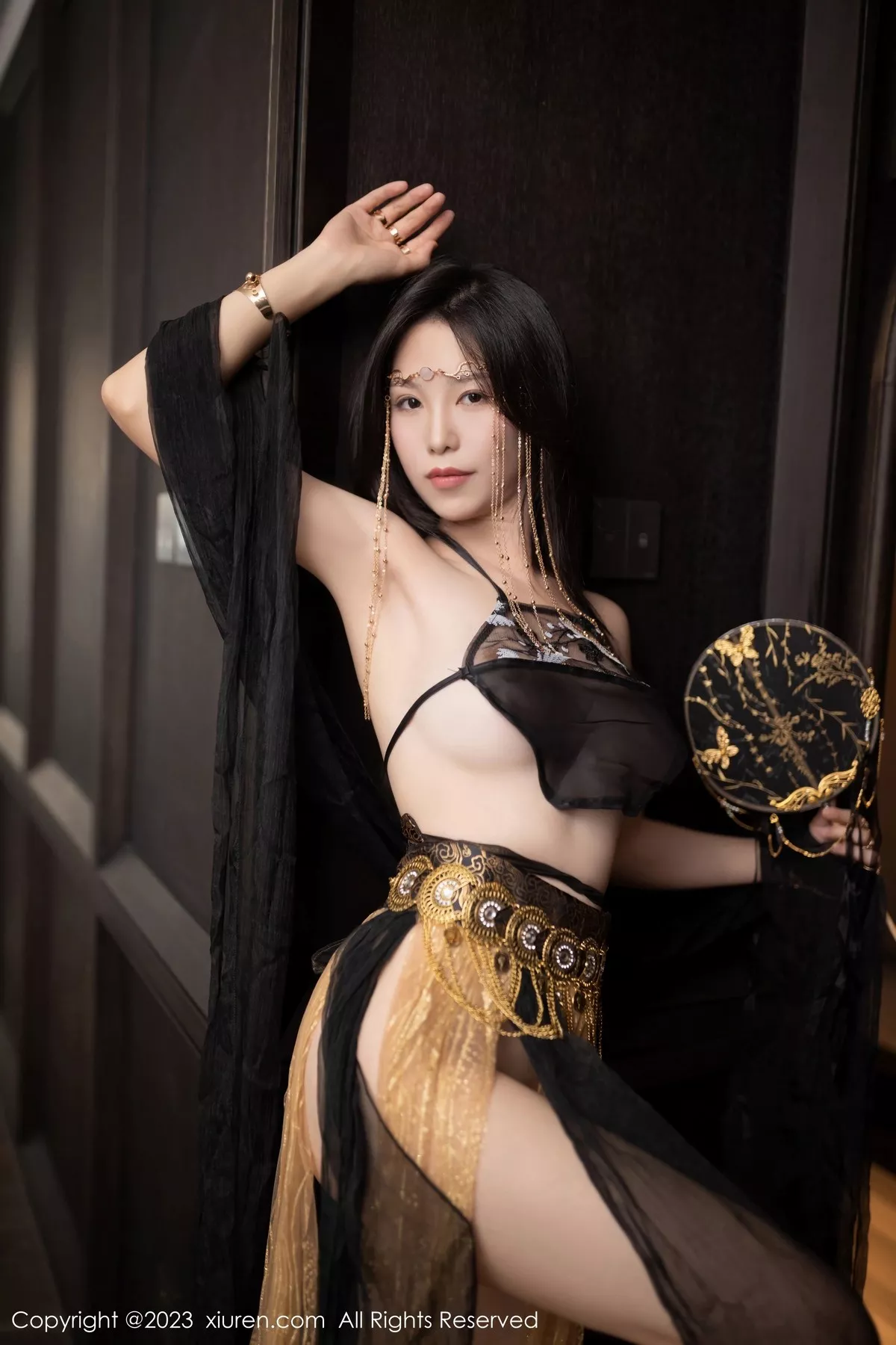 [XiuRen秀人网]第6706期利世写真  第1张-《94零社区》