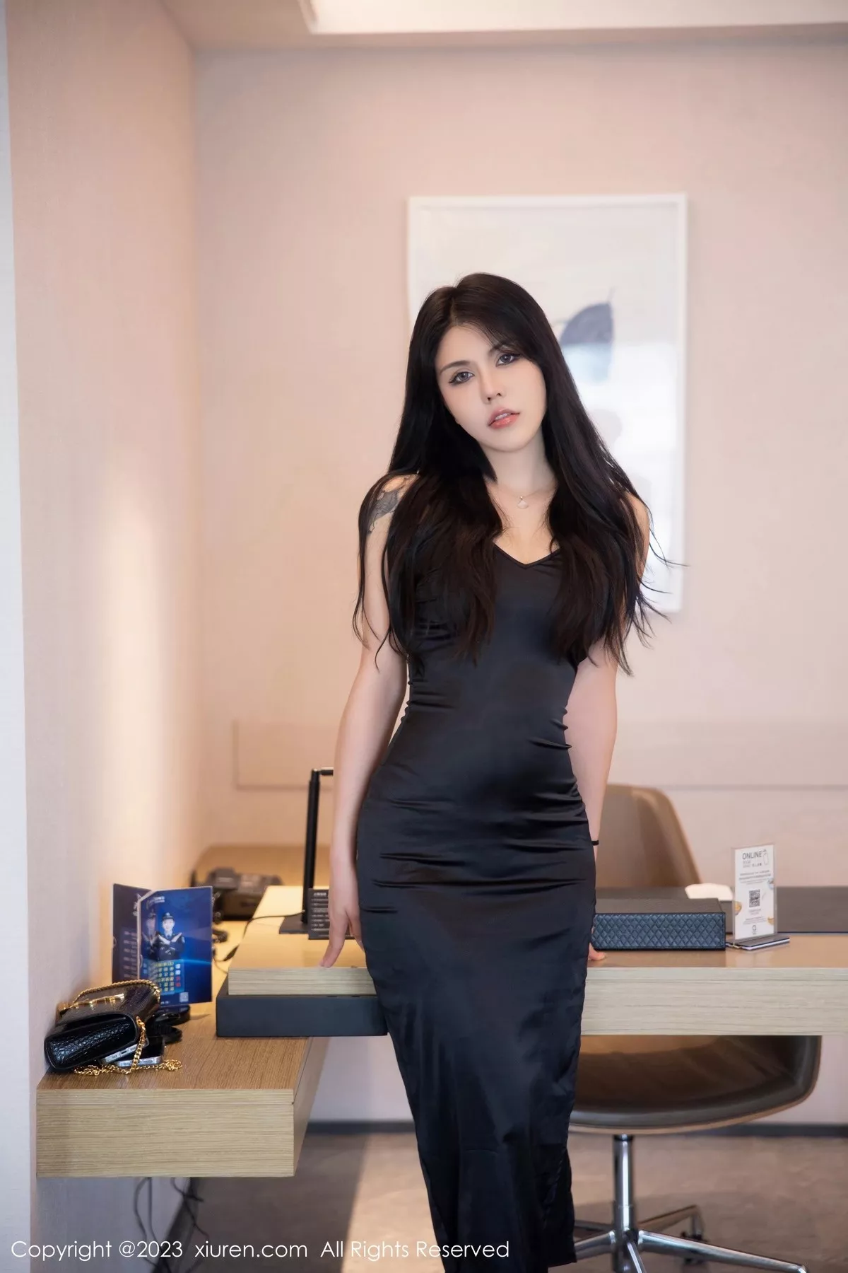 [XiuRen秀人网]第6708期S纯一写真  第1张-《94零社区》