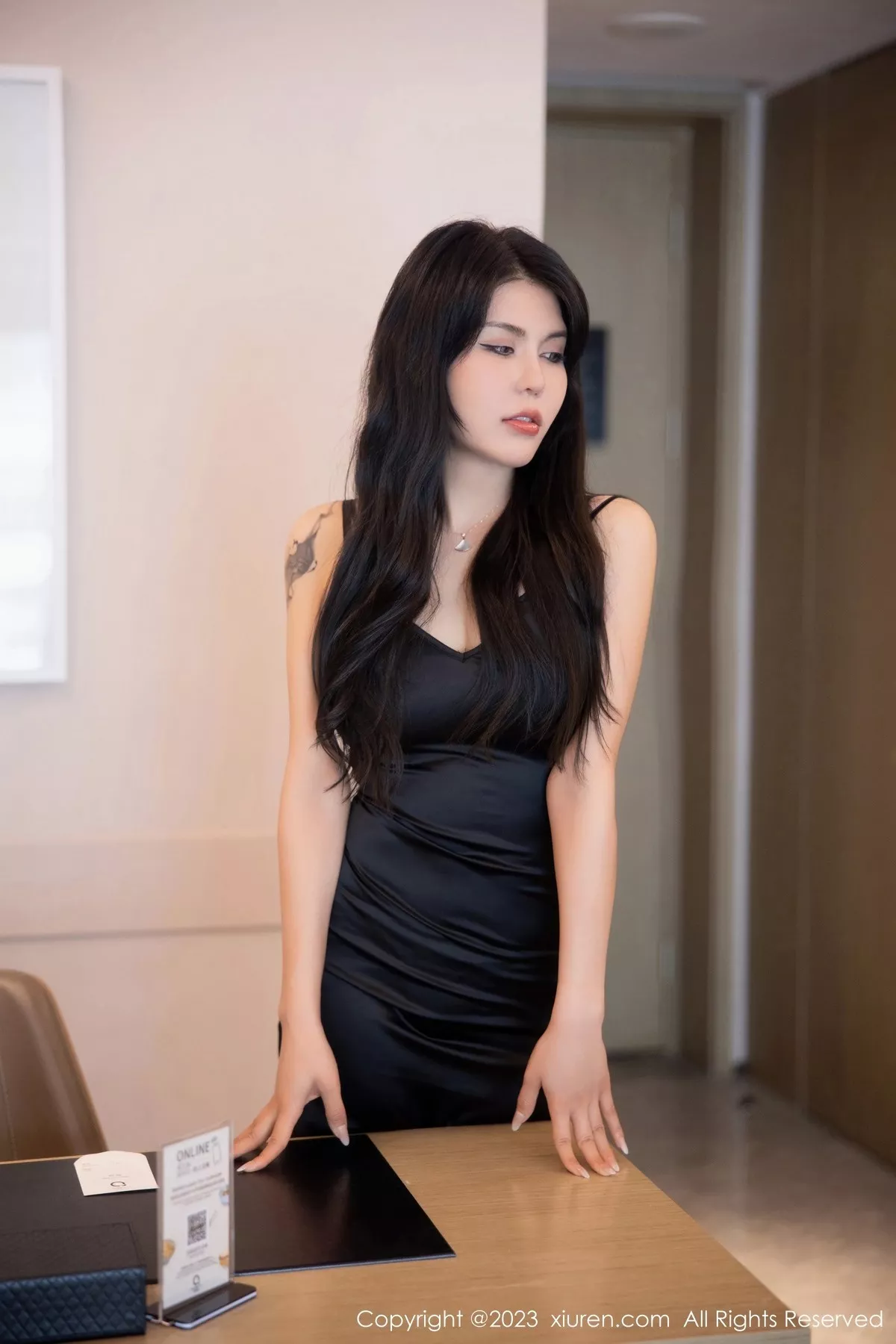 [XiuRen秀人网]第6708期S纯一写真  第4张-《94零社区》