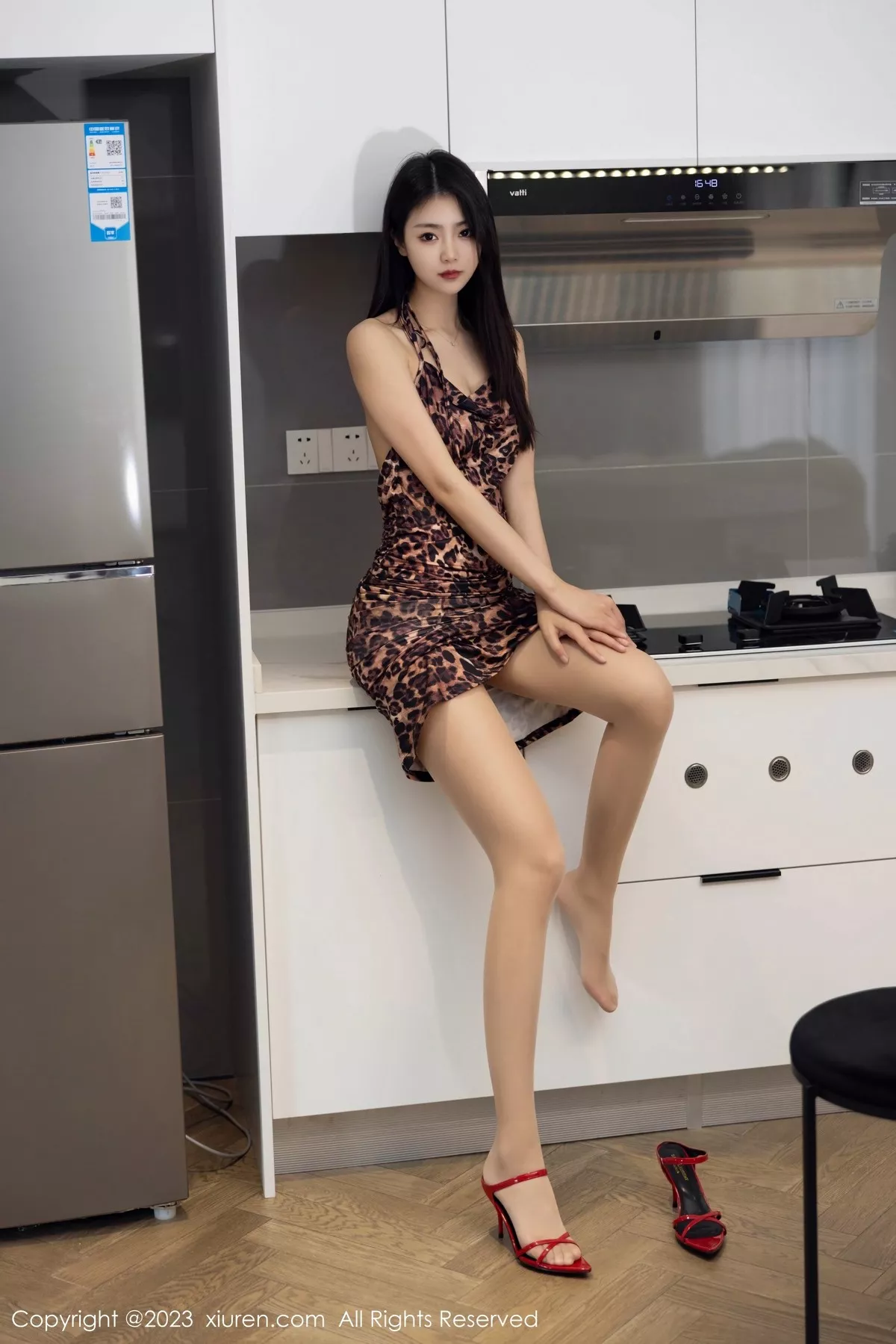 [XiuRen秀人网]第6703期可乐写真  第1张-《94零社区》
