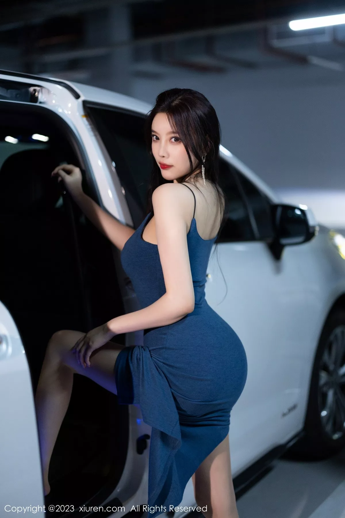 [XiuRen秀人网]第6747期杨晨晨写真  第6张-《94零社区》