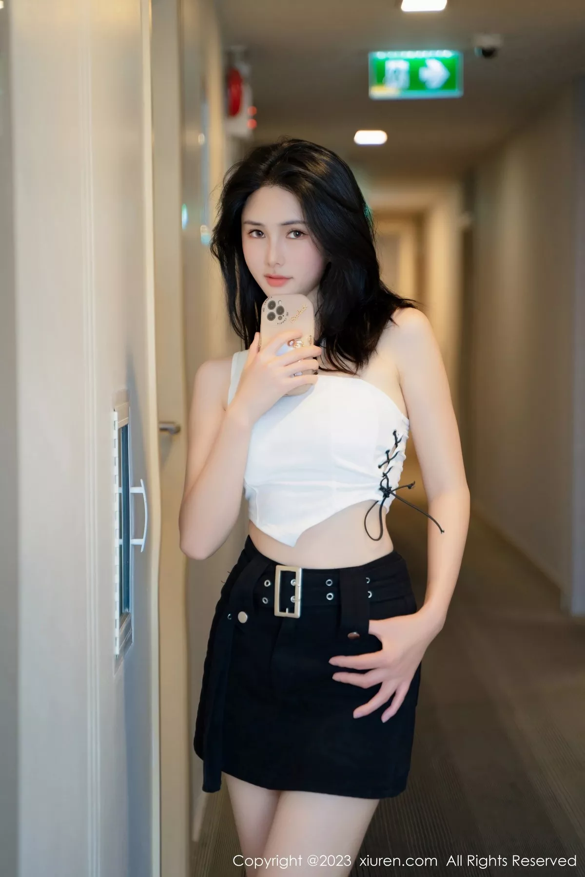 [XiuRen秀人网]第6798期艾希儿写真  第24张-《94零社区》