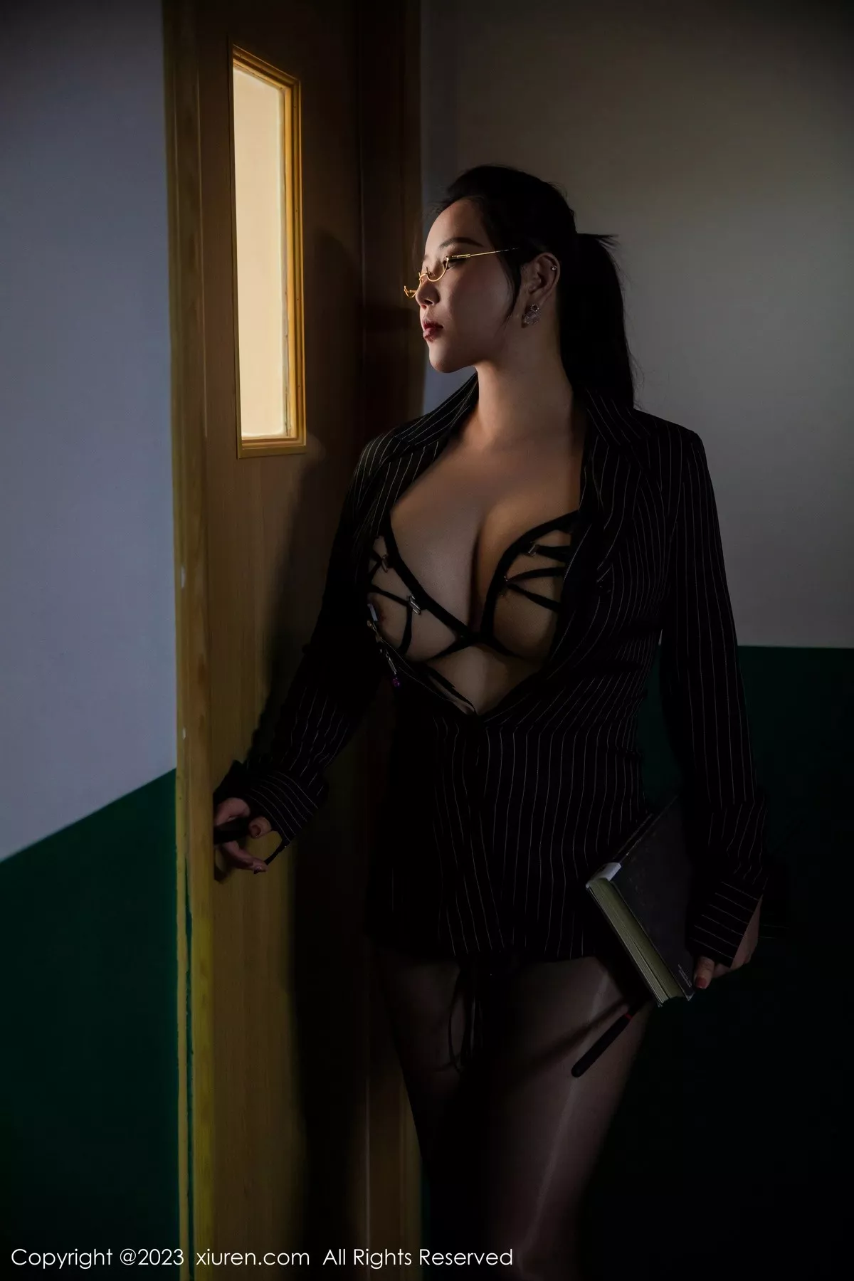 [XiuRen秀人网]第6823期王婉悠写真  第2张-《94零社区》
