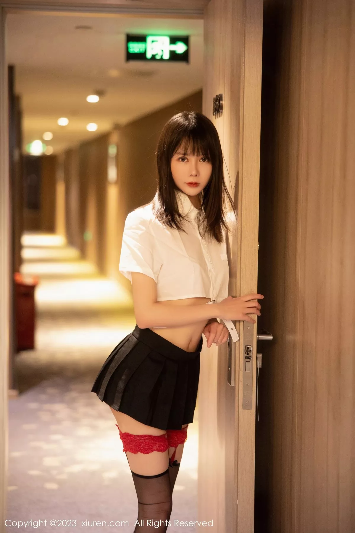 [XiuRen秀人网]第6862期甜佳佳写真  第1张-《94零社区》