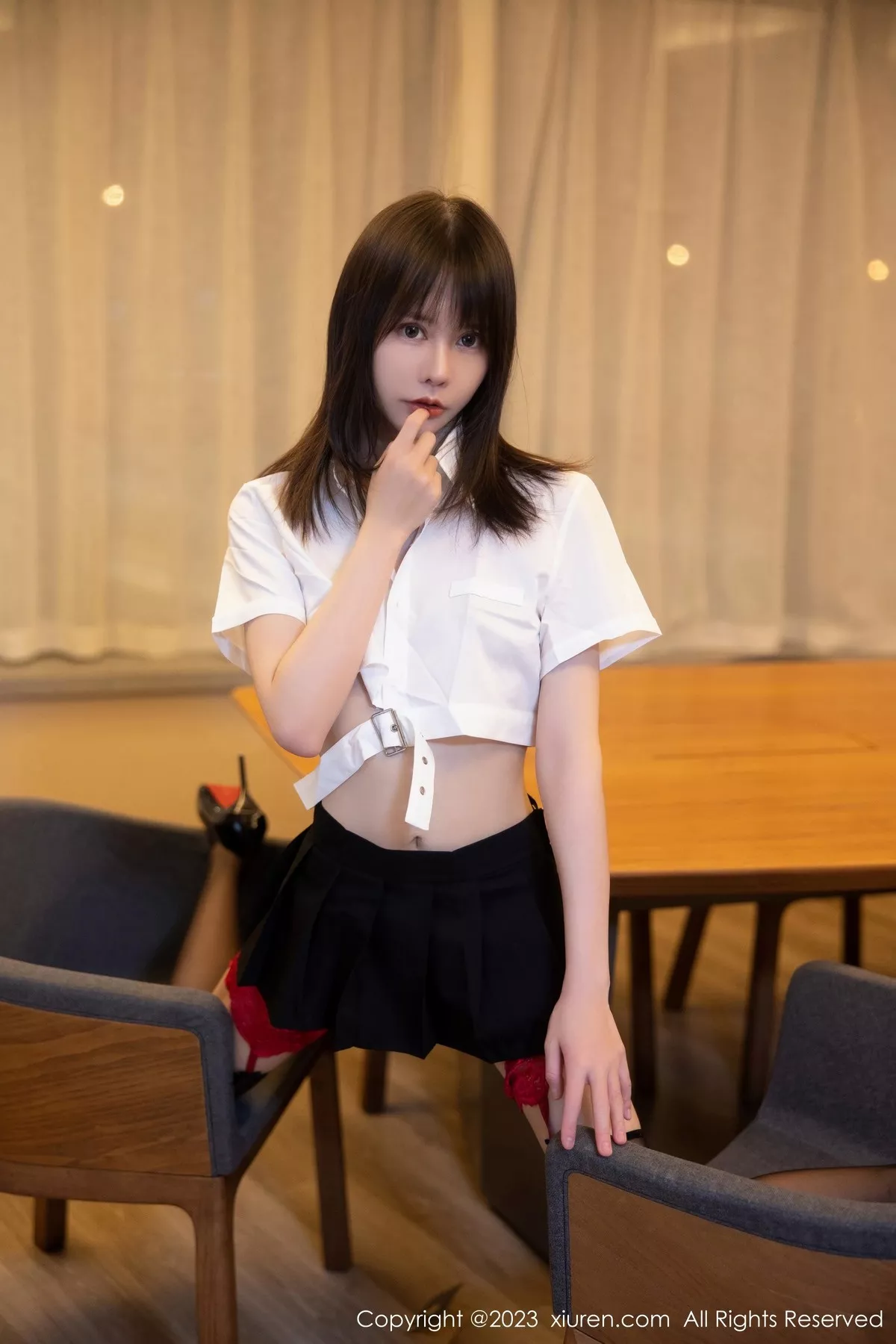 [XiuRen秀人网]第6862期甜佳佳写真  第28张-《94零社区》