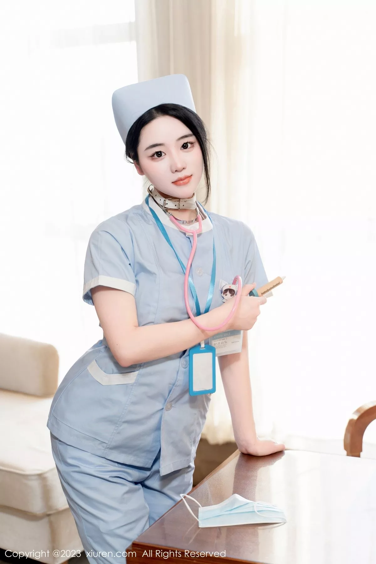 [XiuRen秀人网]第6868期汐汐爱吃草莓写真  第9张-《94零社区》