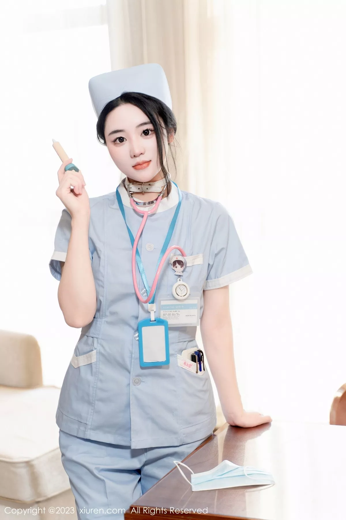 [XiuRen秀人网]第6868期汐汐爱吃草莓写真  第8张-《94零社区》