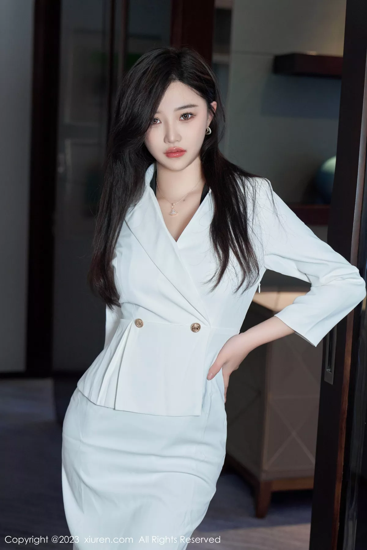 [XiuRen秀人网]第6900期妙可可写真  第1张-《94零社区》