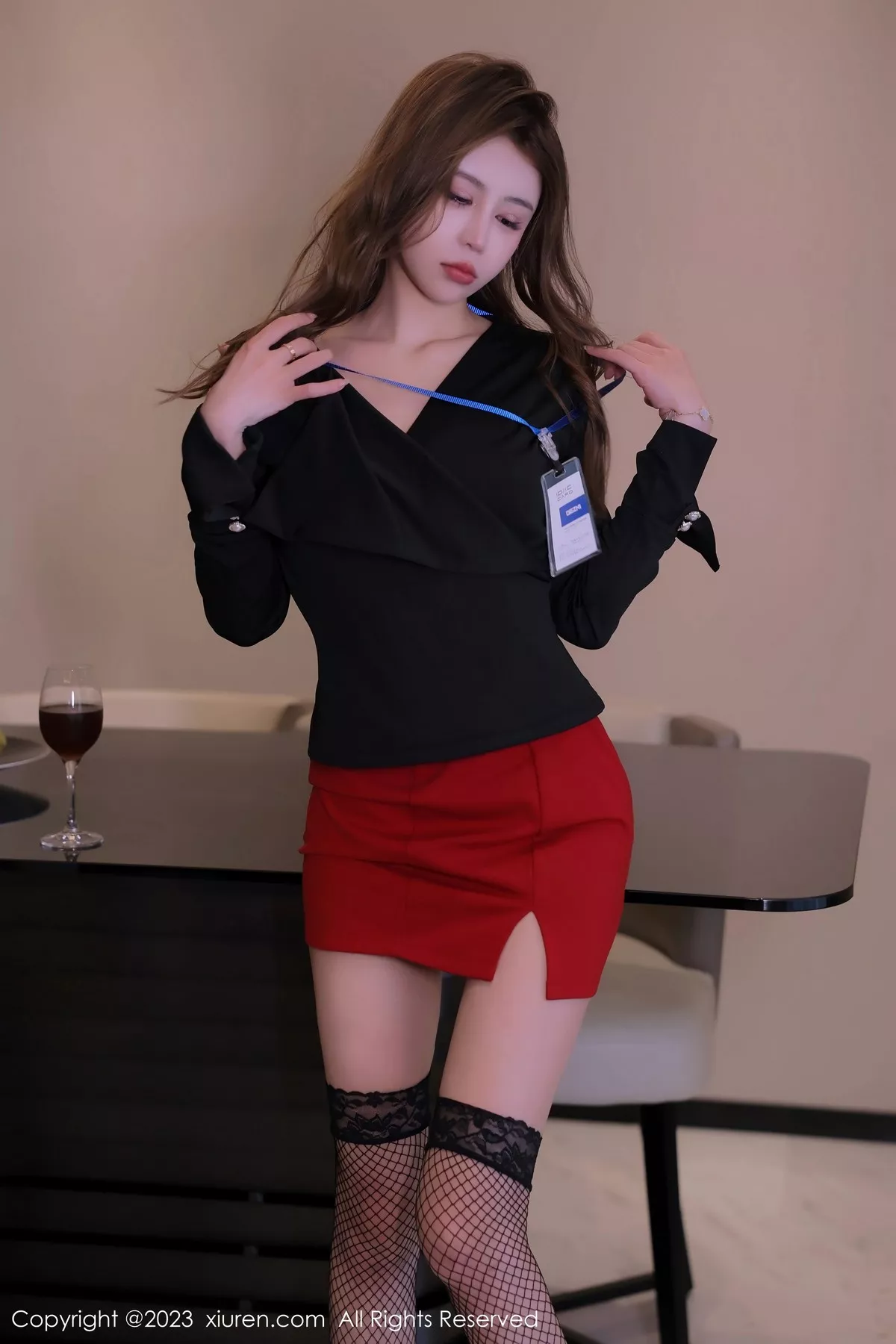 [XiuRen秀人网]第6903期甜仔写真  第8张-《94零社区》