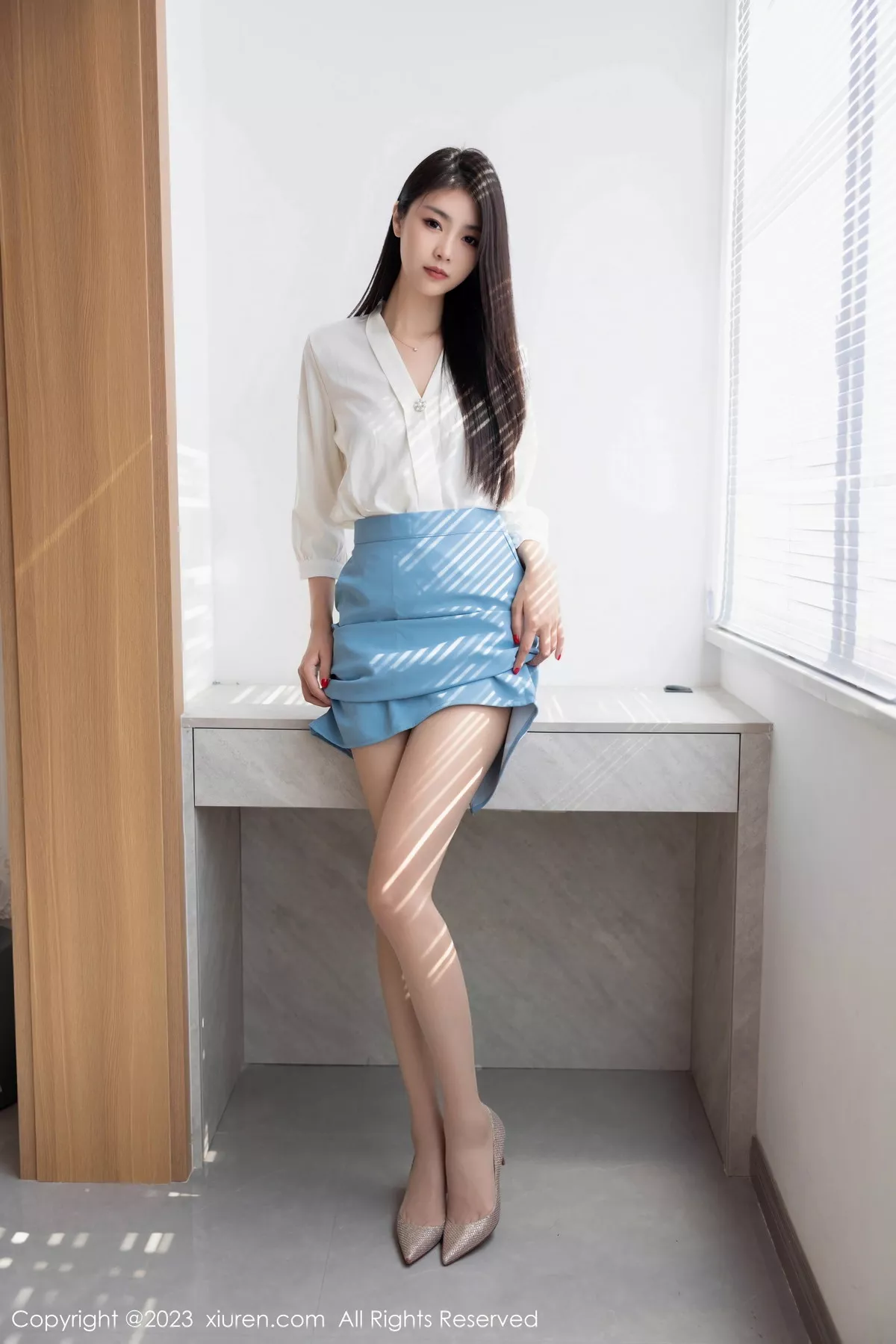 [XiuRen秀人网]第7314期可乐写真  第4张-《94零社区》