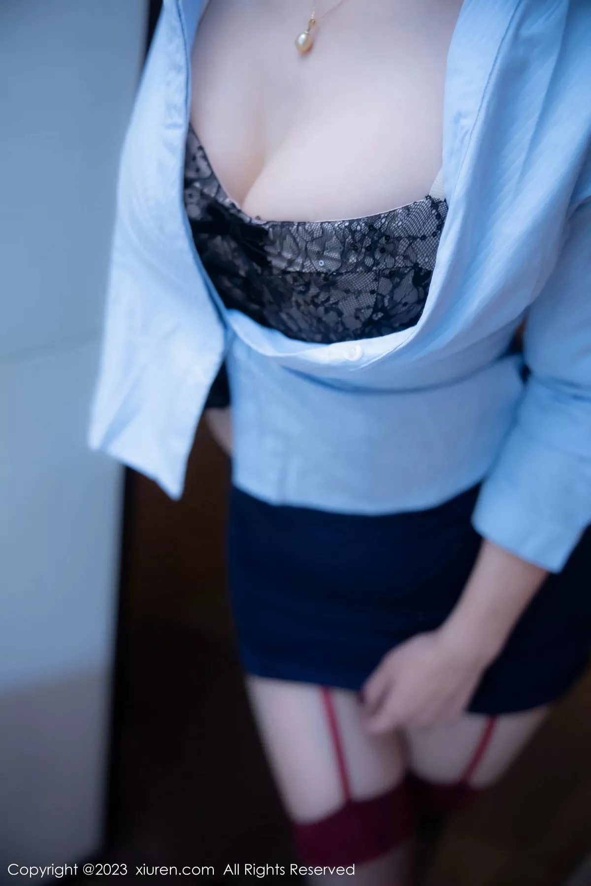 [XiuRen秀人网]第7313期大美妞儿写真  第9张-《94零社区》