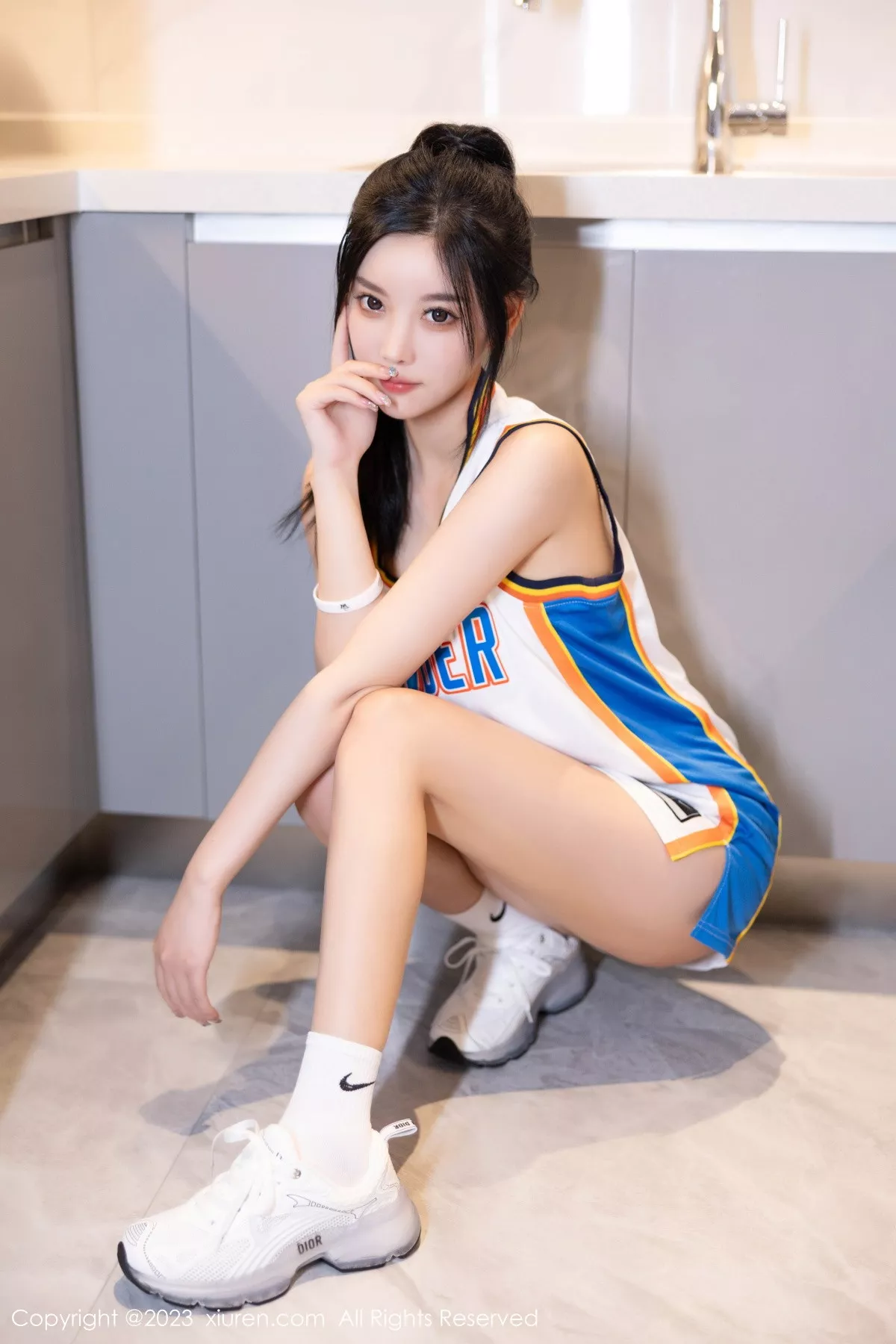 [XiuRen秀人网]第7304期杨晨晨写真  第7张-《94零社区》