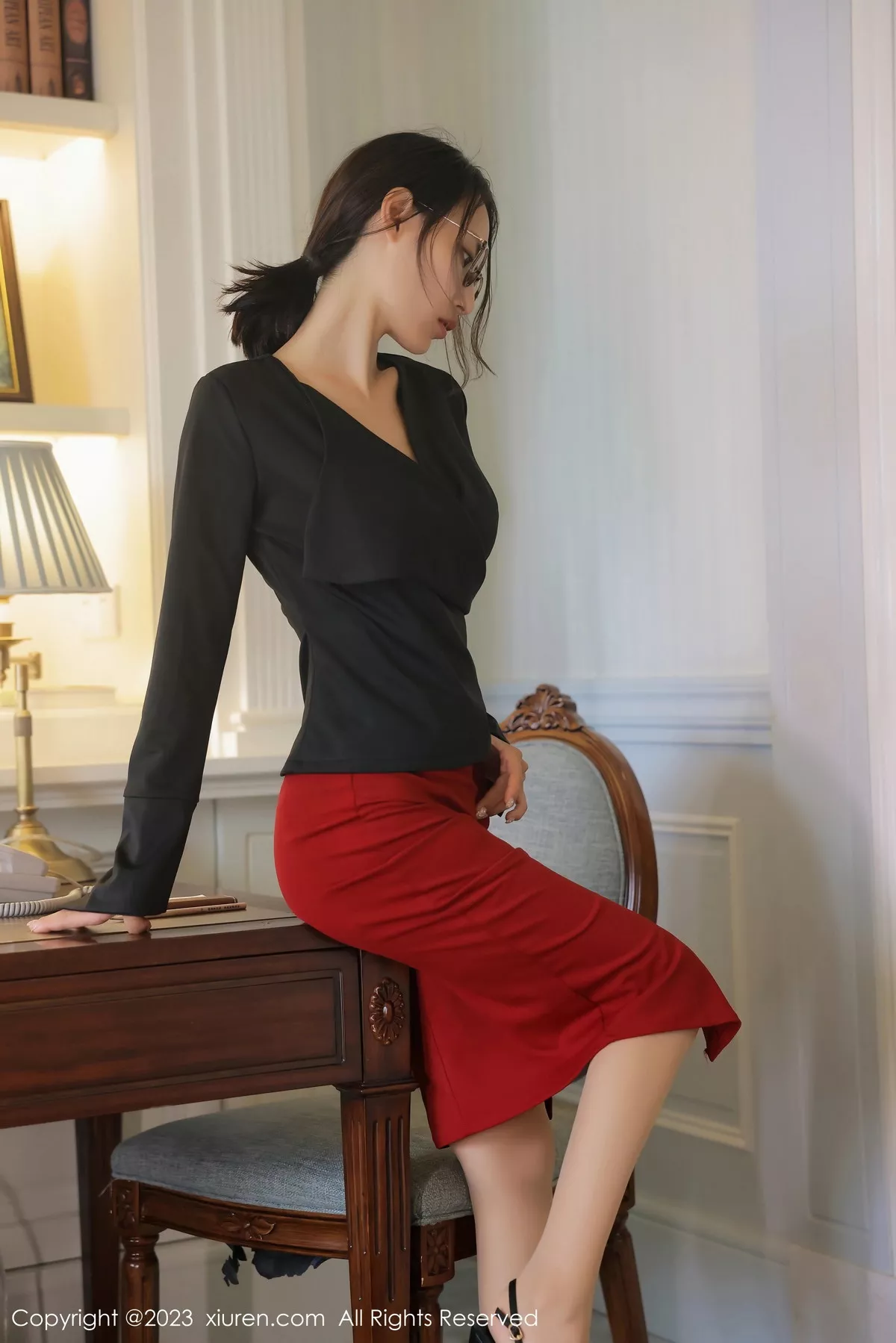 [XiuRen秀人网]第7336期Lingyu69写真  第3张-《94零社区》