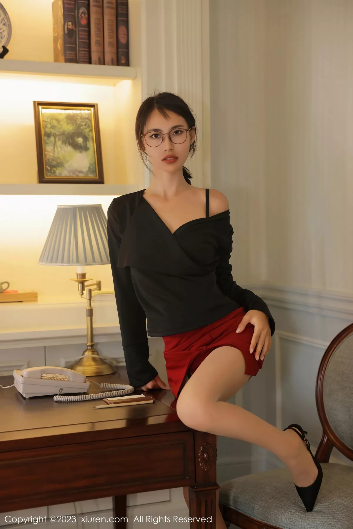 [XiuRen秀人网]第7336期Lingyu69写真  第9张-《94零社区》