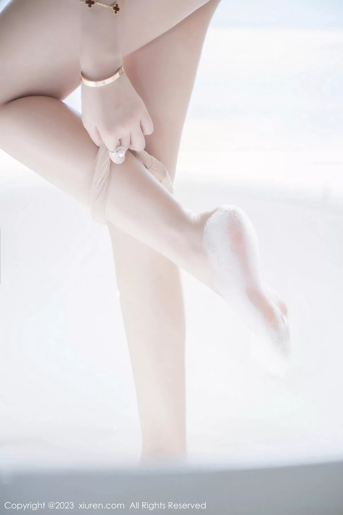 [XiuRen秀人网]第7329期绮里嘉写真  第3张-《94零社区》