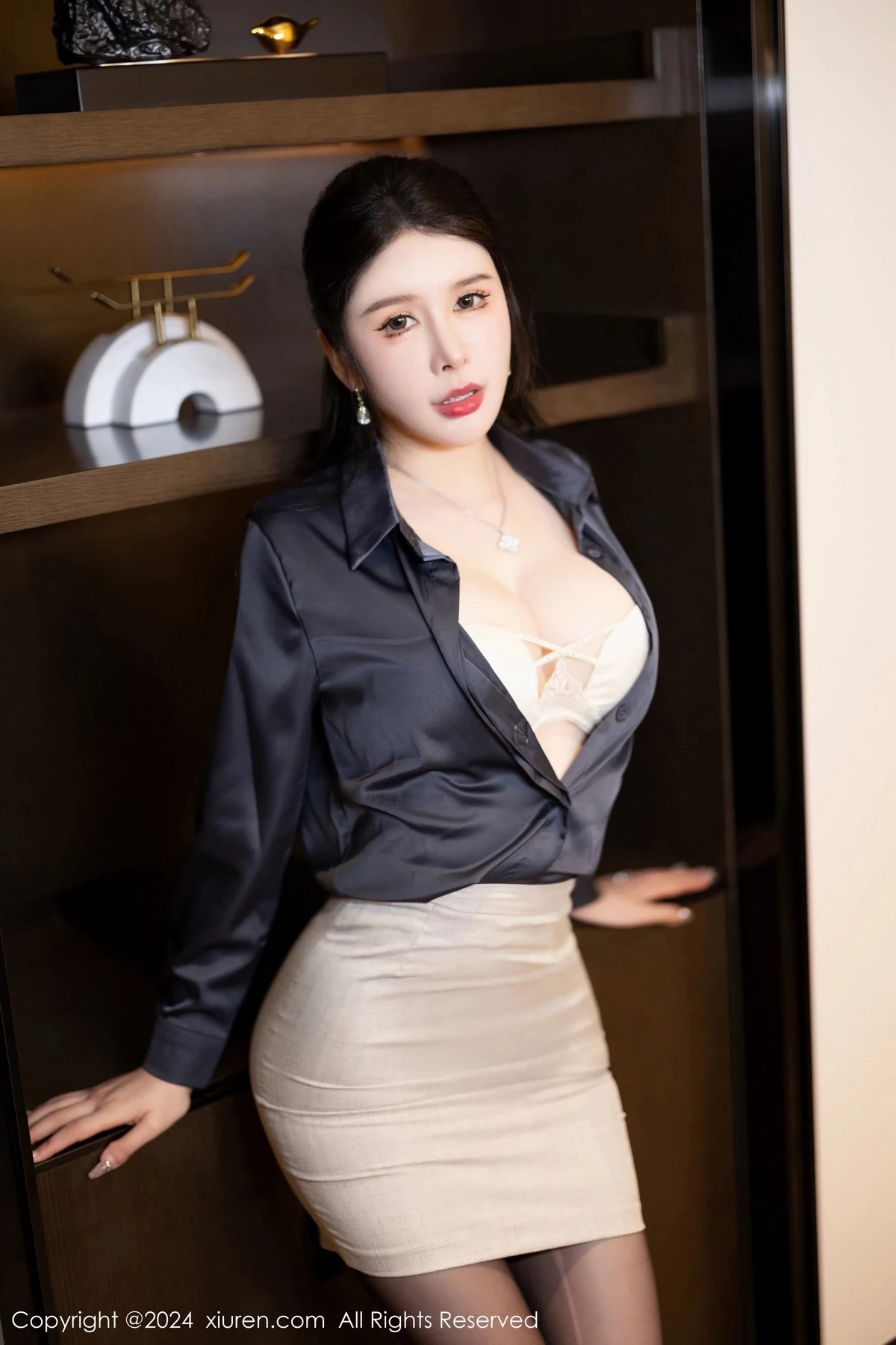 [XiuRen秀人网]第8126期李丽莎写真  第22张-《94零社区》