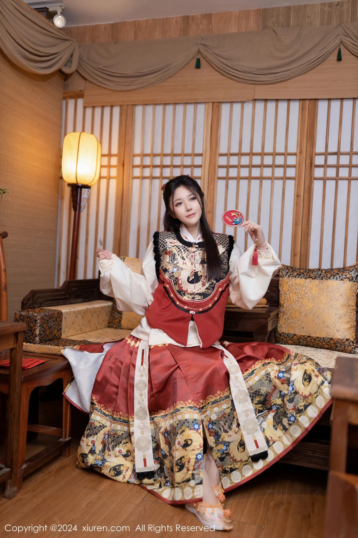 [XiuRen秀人网]第8095期鱼子酱写真  第1张-《94零社区》