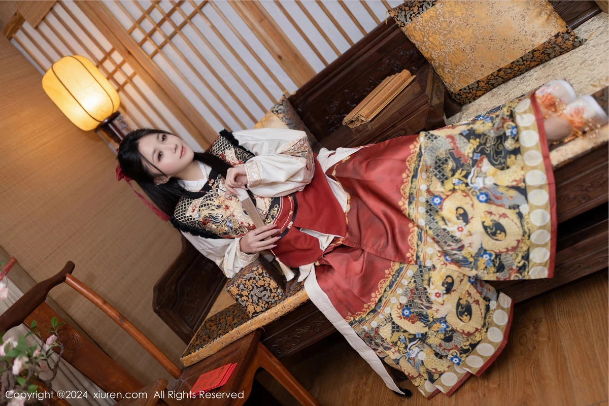 [XiuRen秀人网]第8095期鱼子酱写真  第5张-《94零社区》