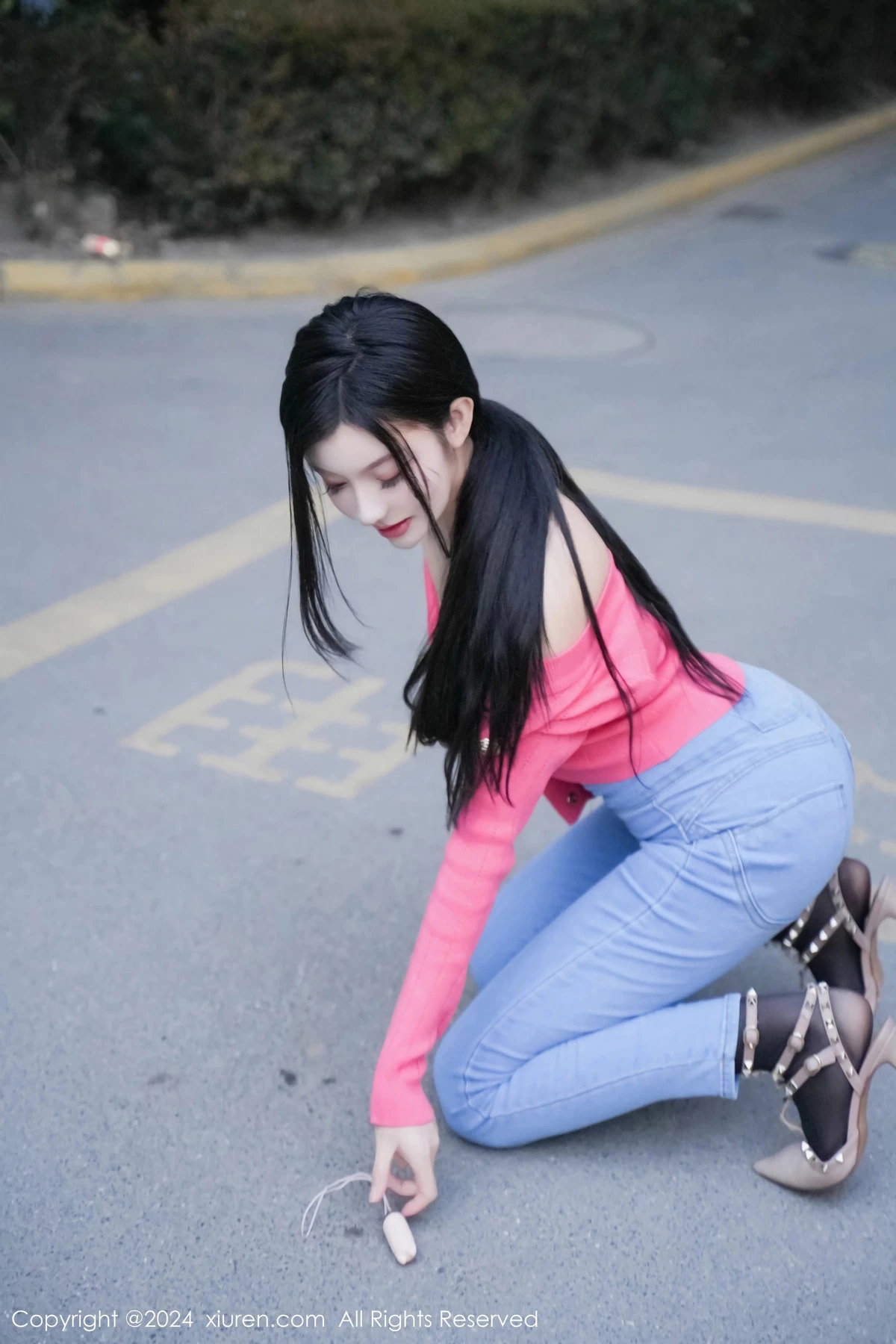 [XiuRen秀人网]第8091期龙雪儿写真  第19张-《94零社区》