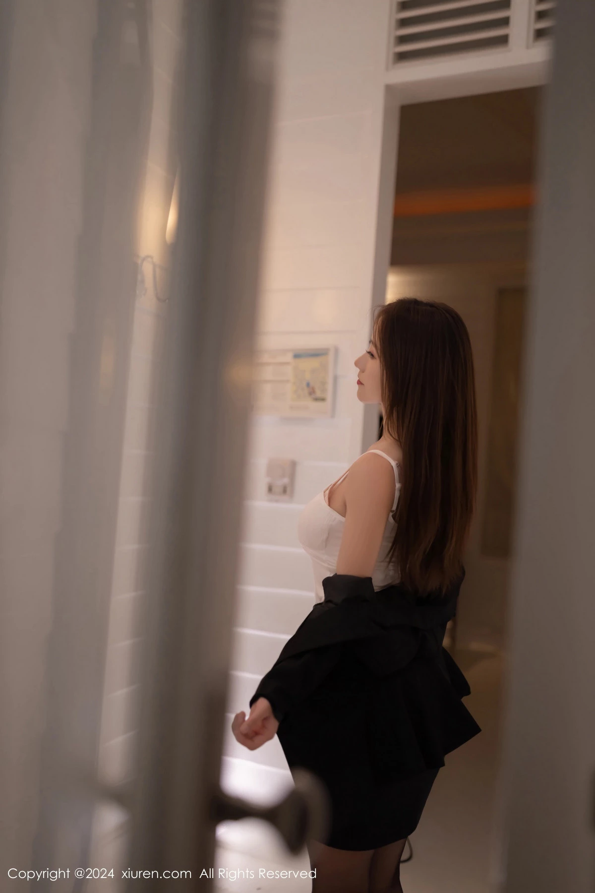 [XiuRen秀人网]第8151期杏子写真  第16张-《94零社区》